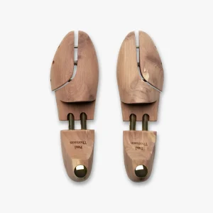 Shoe Tree – Cedar Wood – Engraved