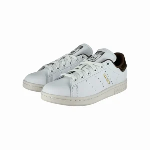 STAN SMITH
