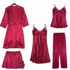 Pyjama japonais en satin